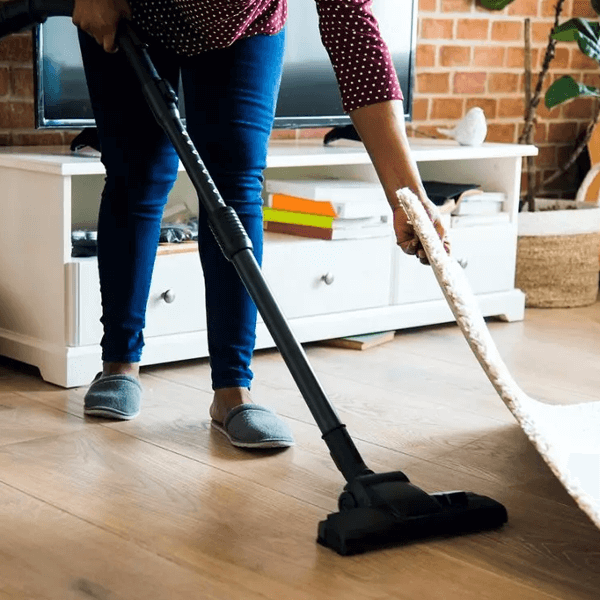Ev Temizliği Ne Sıklıkla Yapılmalı? Uzman Önerileri : Kapak Görseli