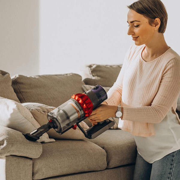 Evde Koltuk Yıkama Kolay mı? Uzman Tavsiyeleri Burada : Kapak Görseli